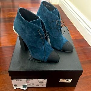 Chanel shoes women lace up navy pearls 38 suede leather heel blue black